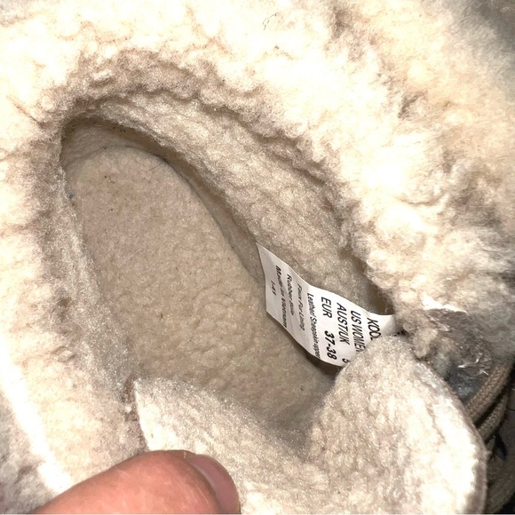 Koolaburra Jett Lace Up Ankle Boots - Picture 6 of 8